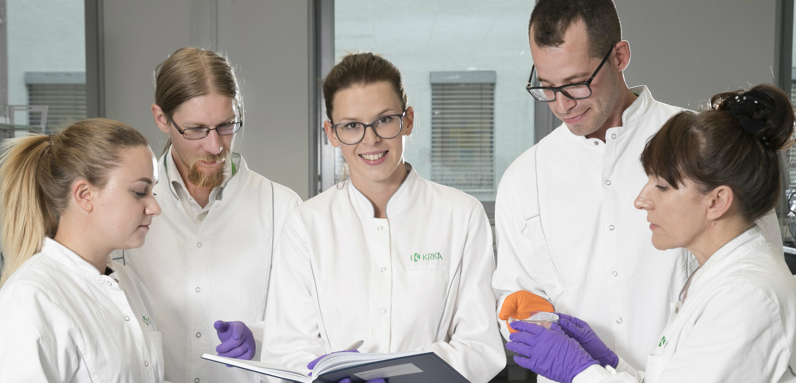 СТАНЕТЕ ЧАСТ ОТ МОТИВИРАН ЕКИП